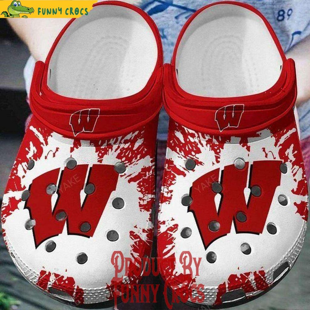 Wisconsin Badgers Crocs