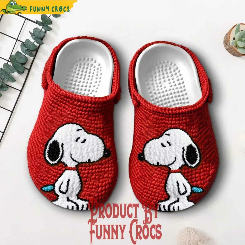 Snoopy Knit Effect Christmas Red Crocs Clogs