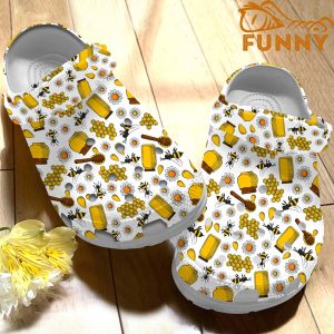 Beekeeper Pattern Crocs 2