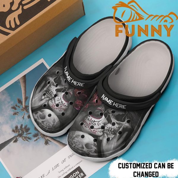 Customized Dead Kiss Skull Crocs