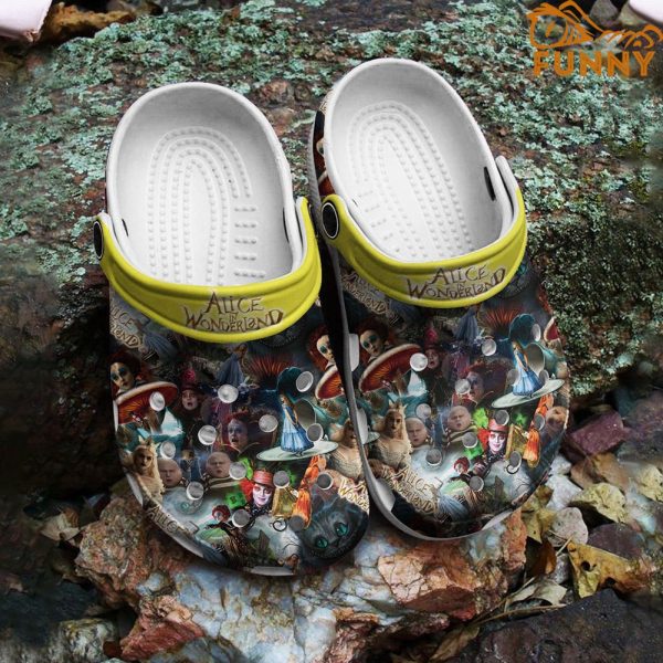 Movie Alice In WonderLand Pattern Crocs