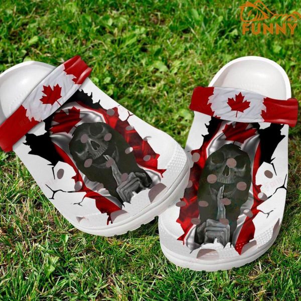 Canada Skull Crocs