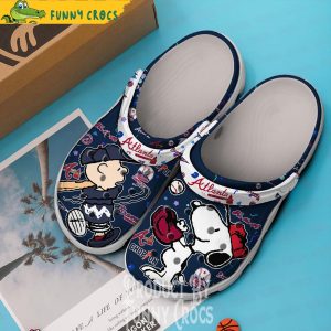 Peanuts And Snoopy Atlanta Braves Crocs