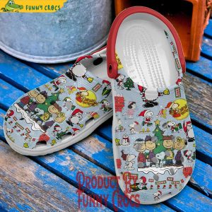 Merry Christmas Peanuts And Snoopy Crocs 2