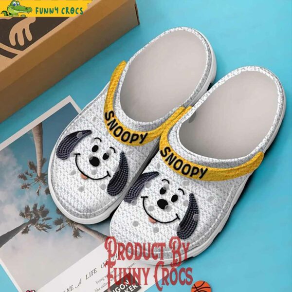 Snoopy Knit Effect White Christmas Crocs